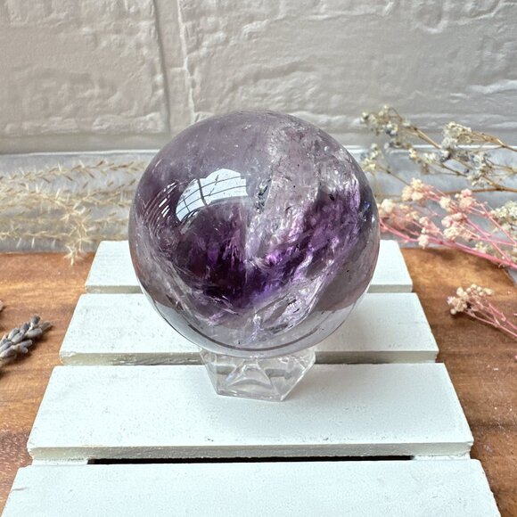 Gorgeous Phantom Amethyst Sphere (PA1) - Picture 1 of 11
